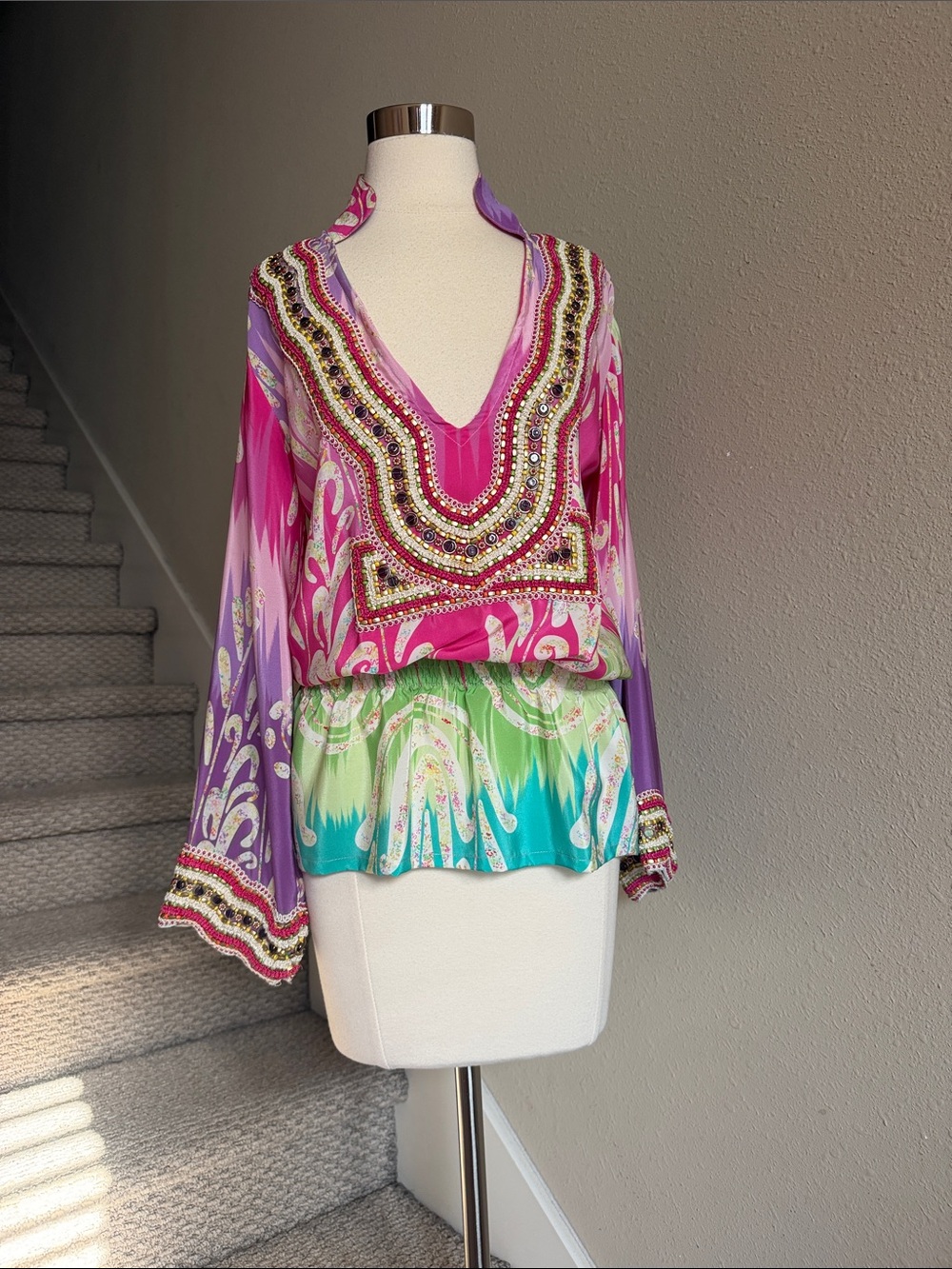TAJ by Sabrina Crippa Sz M(?) Silk Pink Purple Green Embellished V-Neck Tunic